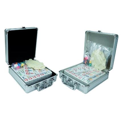 The Impact of Aluminum Box Packaging on the Portability and Durability of Domino Game Sets